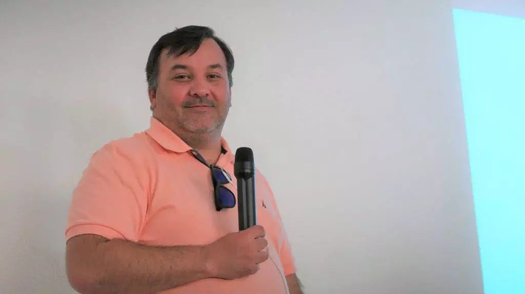 Carlos Puelma experto en SEO del periódico El Universal