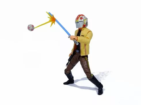 Luke-Skywalker-Strikes-train